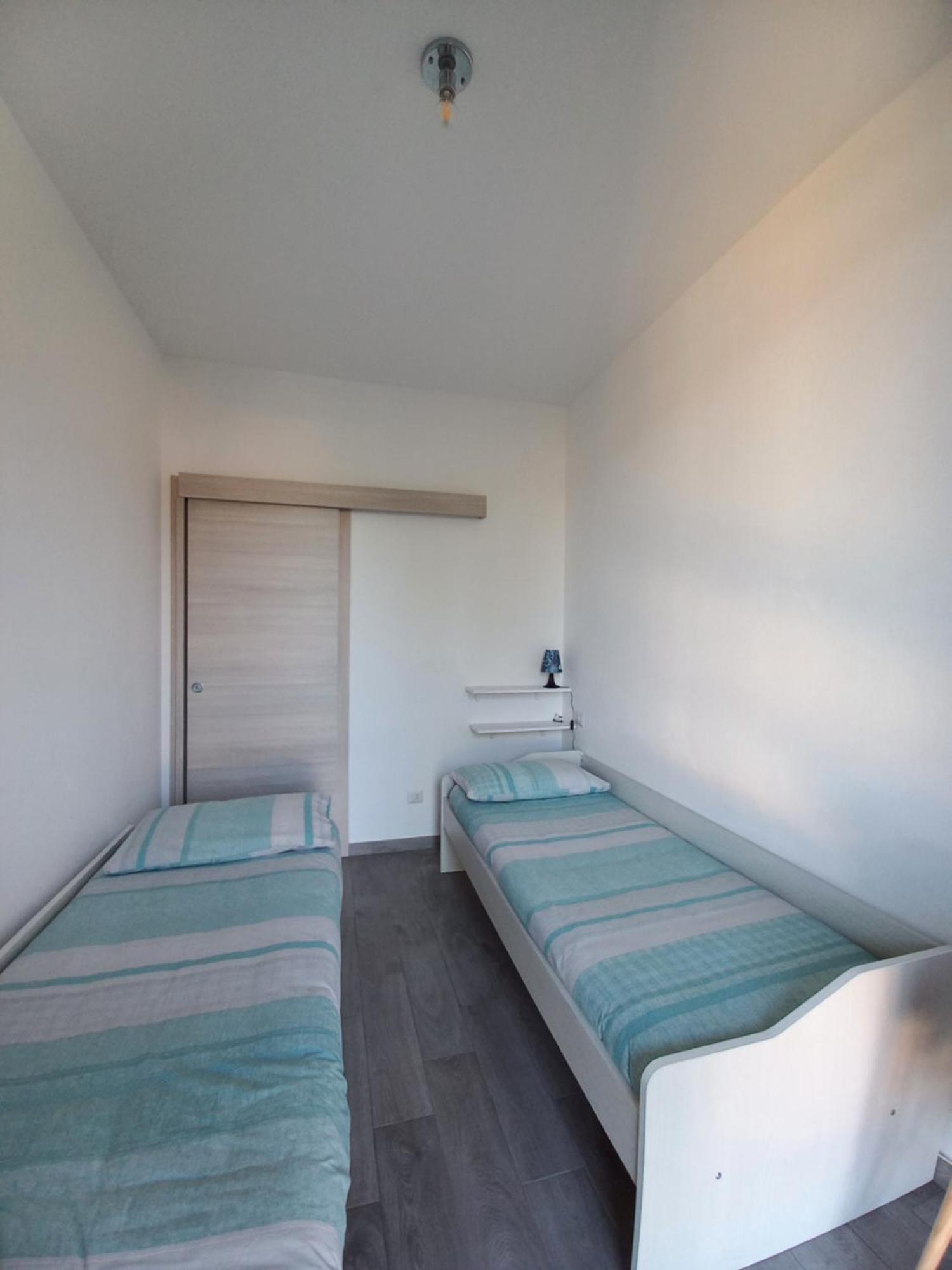 Appartamento Miralago Con Giardino Sul Lago Гавирате Екстериор снимка